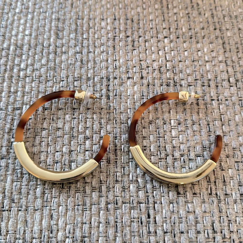BaubleBar Tortoise Hoops